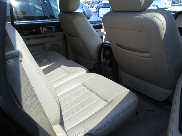 Lincoln Navigator 2006 photo 1