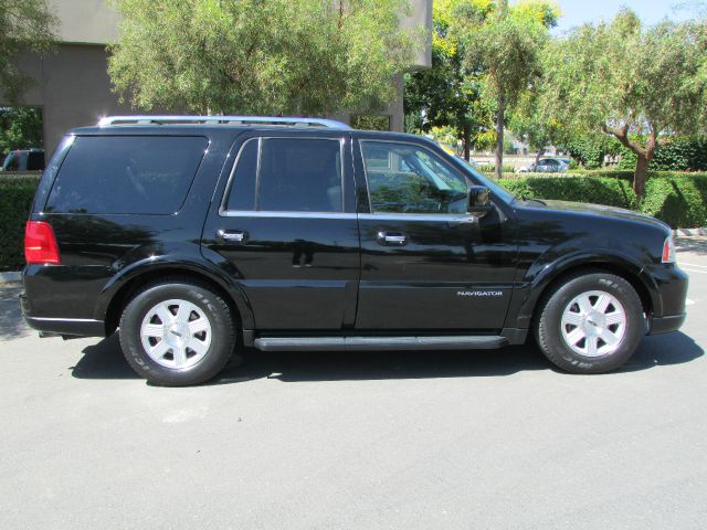 Lincoln Navigator 2006 photo 13