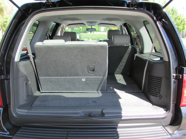 Lincoln Navigator 2006 photo 9