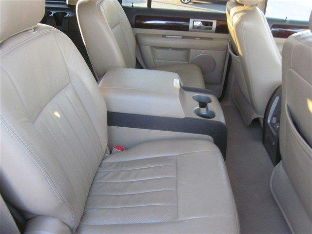 Lincoln Navigator 2006 photo 4