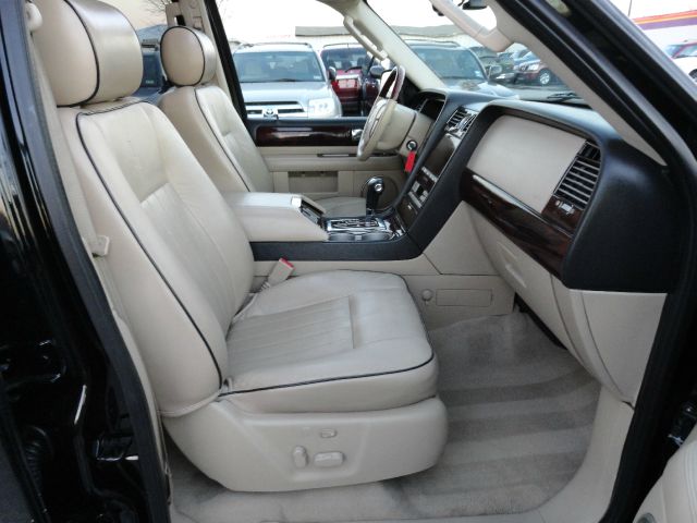 Lincoln Navigator 2006 photo 11