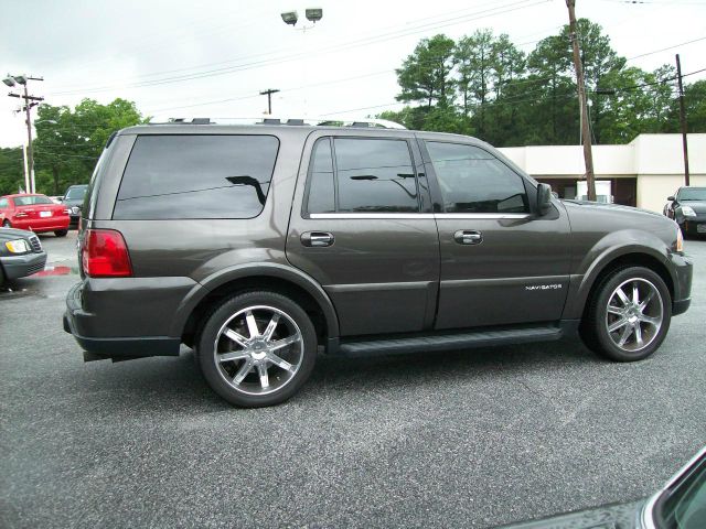 Lincoln Navigator 2006 photo 17