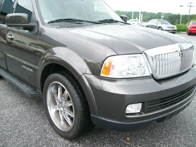 Lincoln Navigator 2006 photo 18