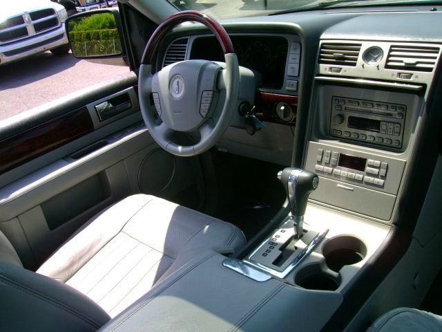 Lincoln Navigator 2006 photo 3