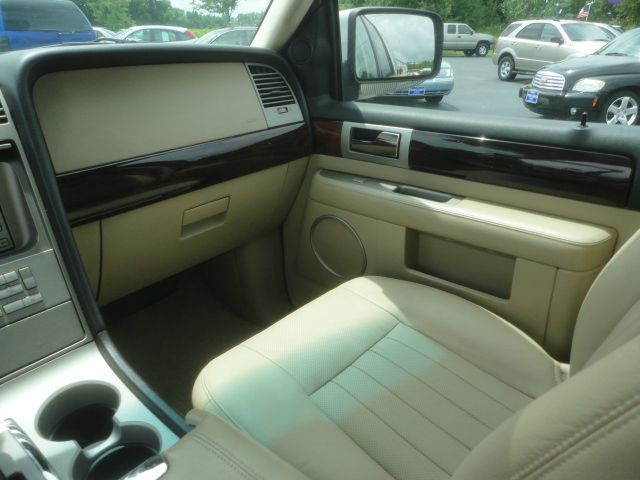 Lincoln Navigator 2006 photo 11