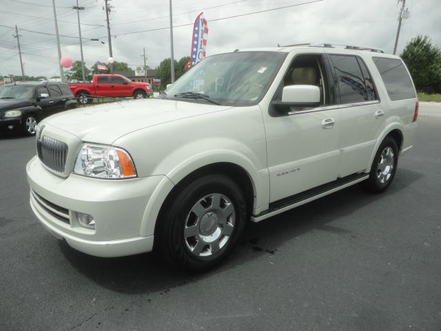 Lincoln Navigator 2006 photo 18