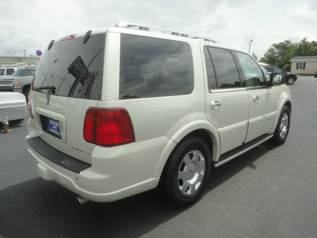 Lincoln Navigator 2006 photo 21