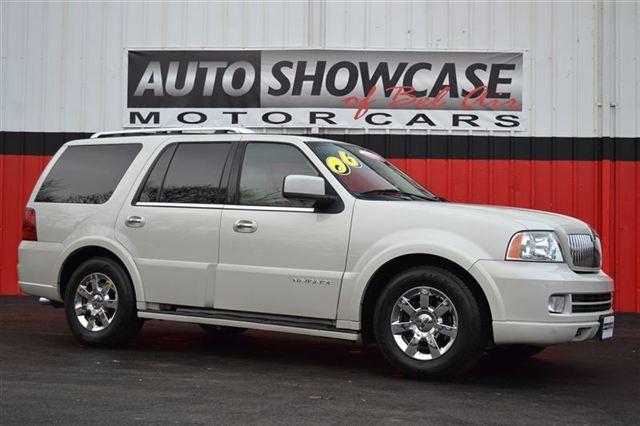 Lincoln Navigator 4WD Crew Cab LE Sport Utility