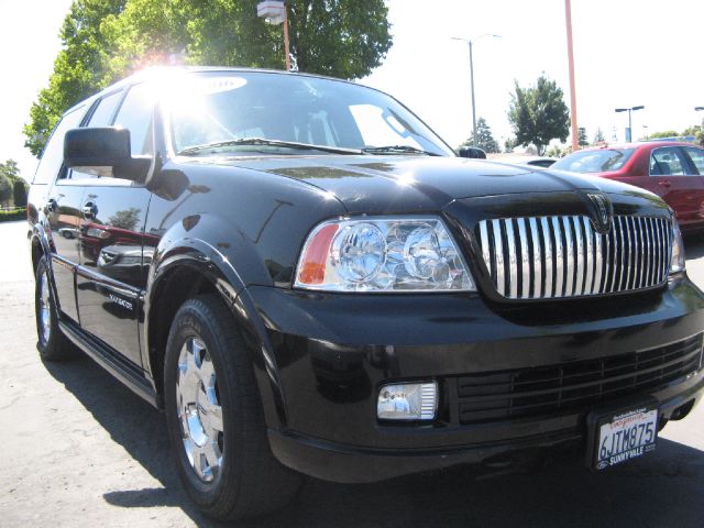 Lincoln Navigator 2006 photo 2