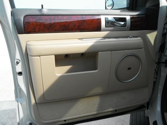 Lincoln Navigator 2006 photo 3