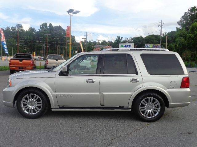 Lincoln Navigator 2006 photo 1