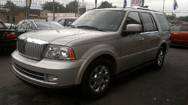 Lincoln Navigator 2006 photo 1