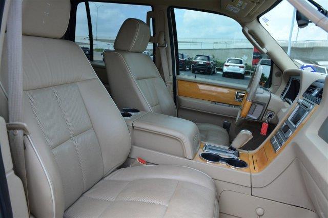 Lincoln Navigator 2007 photo 2