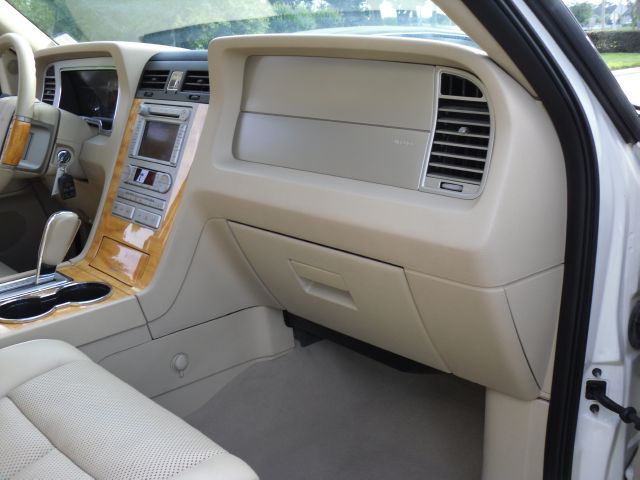 Lincoln Navigator 2007 photo 23