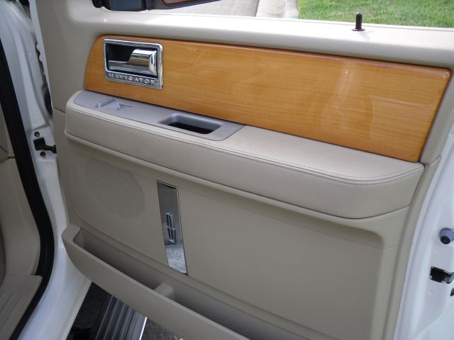 Lincoln Navigator 2007 photo 34