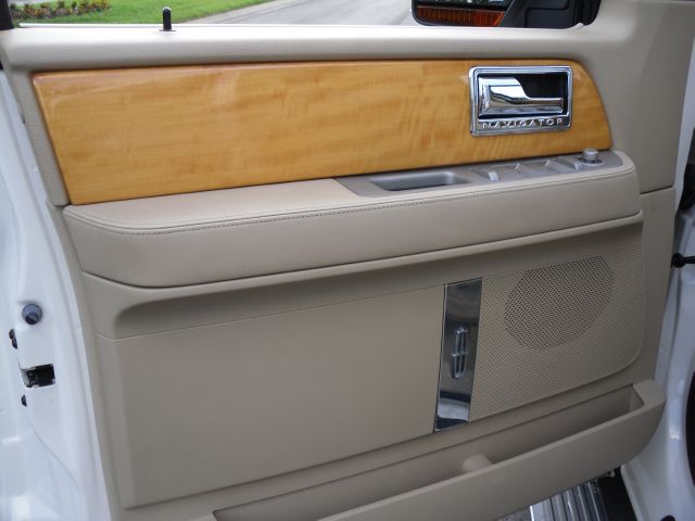 Lincoln Navigator 2007 photo 39