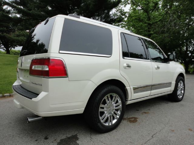 Lincoln Navigator 2007 photo 16