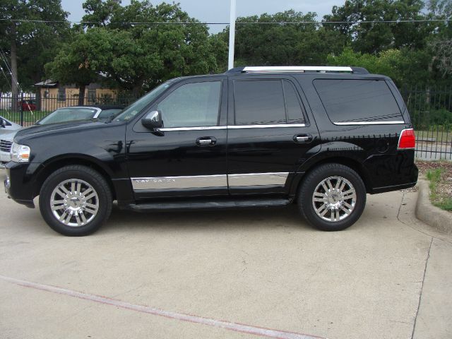 Lincoln Navigator 2007 photo 2