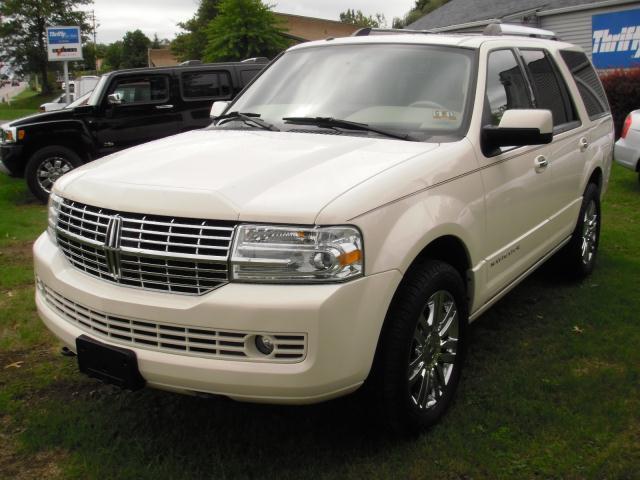 Lincoln Navigator 2007 photo 2