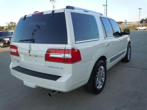 Lincoln Navigator 2007 photo 2