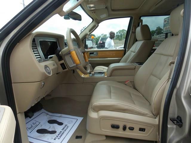 Lincoln Navigator 2007 photo 10