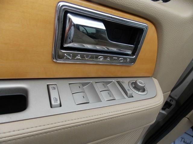 Lincoln Navigator 2007 photo 14