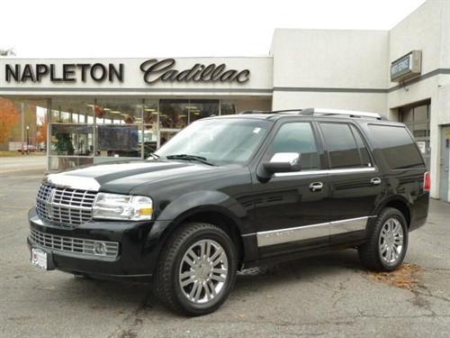 Lincoln Navigator 2WD 4dr V6 SE SUV Other