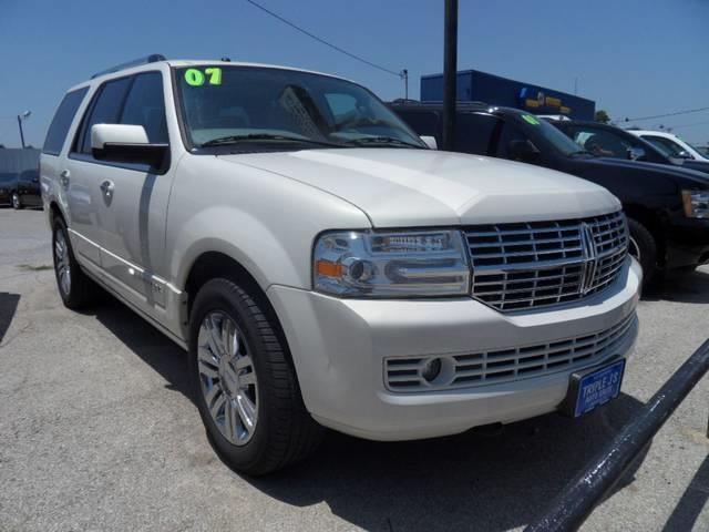 Lincoln Navigator 2007 photo 12