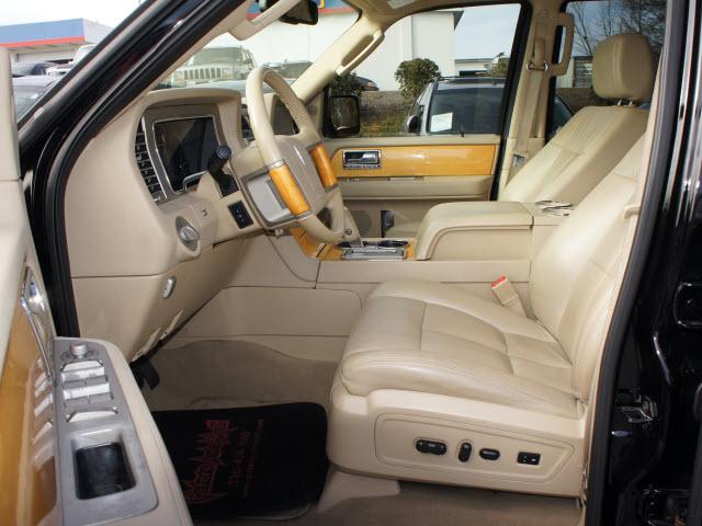 Lincoln Navigator 2008 photo 4