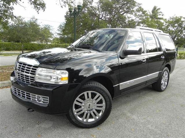 Lincoln Navigator 2008 photo 2