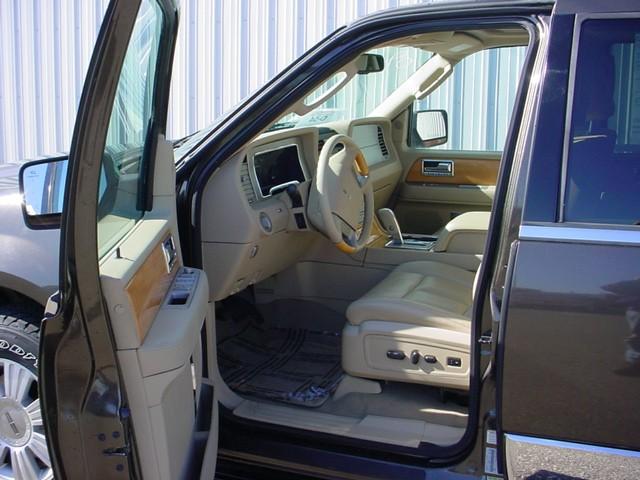 Lincoln Navigator 2008 photo 1