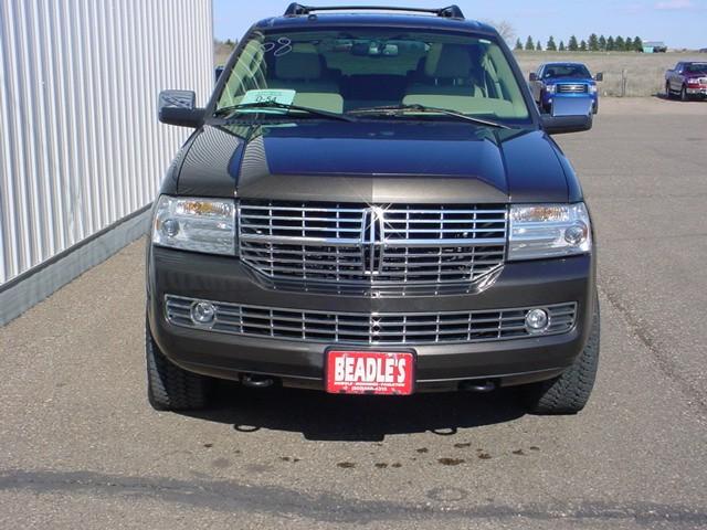 Lincoln Navigator 2008 photo 2