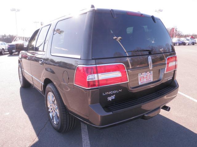 Lincoln Navigator 2008 photo 4