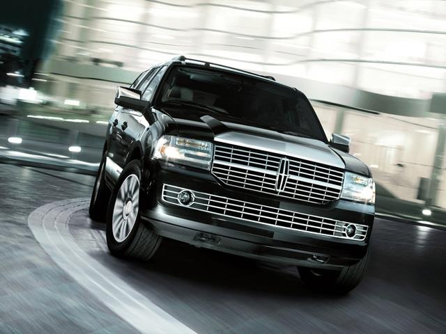 Lincoln Navigator 2012 photo 4