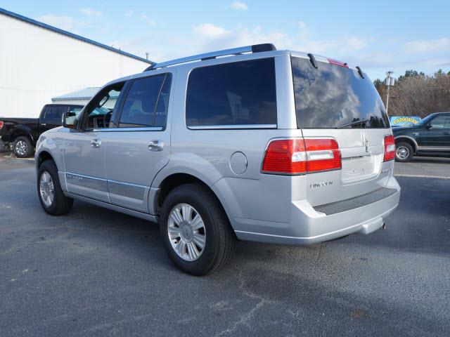 Lincoln Navigator 2013 photo 2