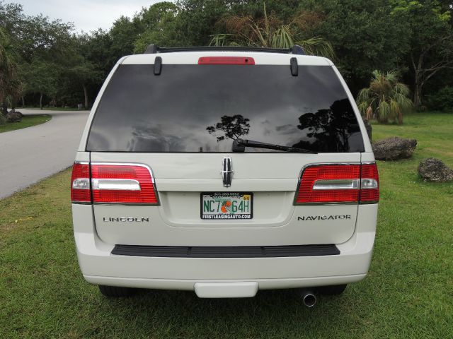 Lincoln Navigator L Regcab V6 Auto SUV