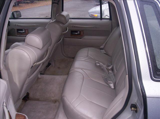 Lincoln Town Car 1991 photo 5