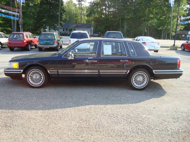 Lincoln Town Car 1993 photo 5