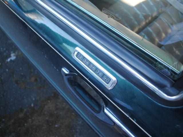 Lincoln Town Car 1993 photo 3