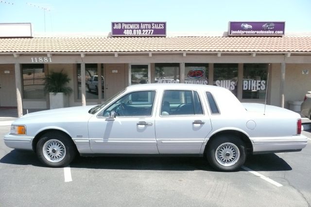 Lincoln Town Car 1994 photo 1