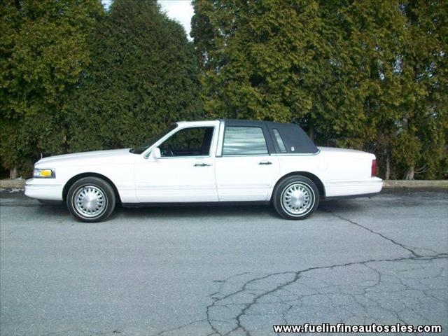 Lincoln Town Car 1995 photo 5