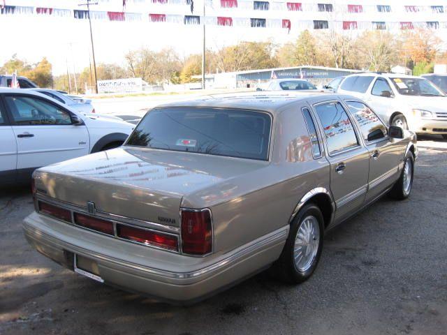 Lincoln Town Car 1996 photo 3