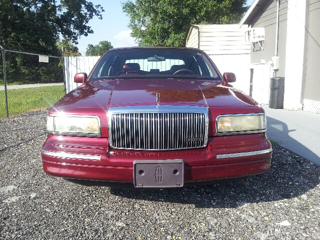 Lincoln Town Car 1996 photo 3