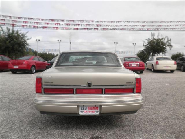 Lincoln Town Car 1997 photo 1