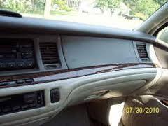 Lincoln Town Car 1997 photo 4