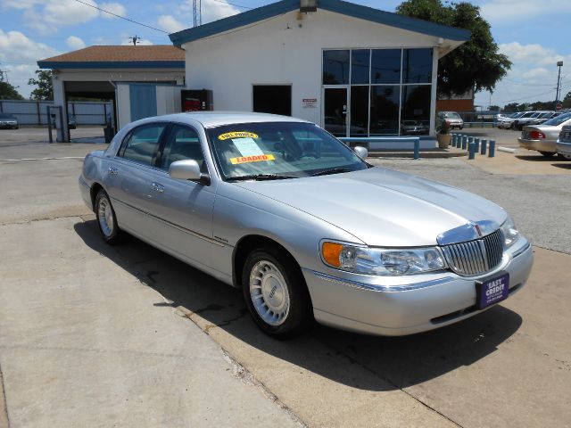 Lincoln Town Car 1998 photo 3