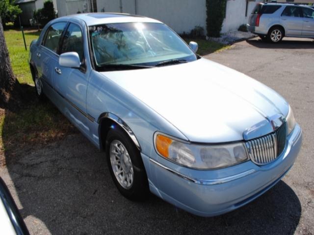 Lincoln Town Car 1998 photo 4