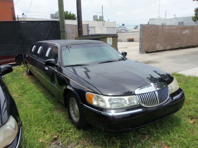 Lincoln Town Car 1998 photo 9