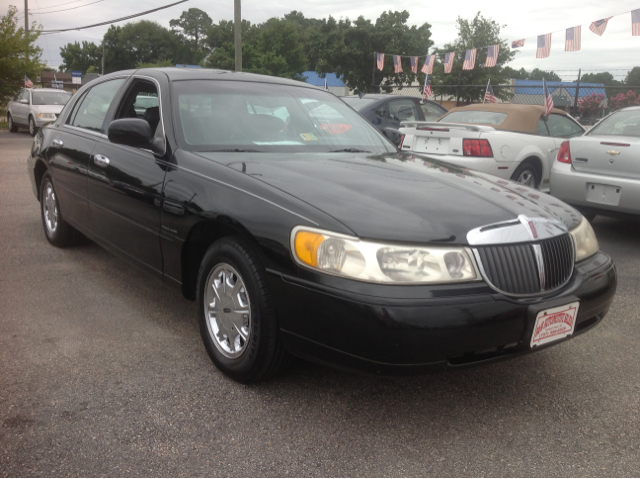 Lincoln Town Car 1998 photo 3