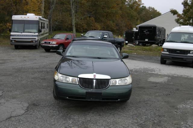 Lincoln Town Car 1998 photo 1